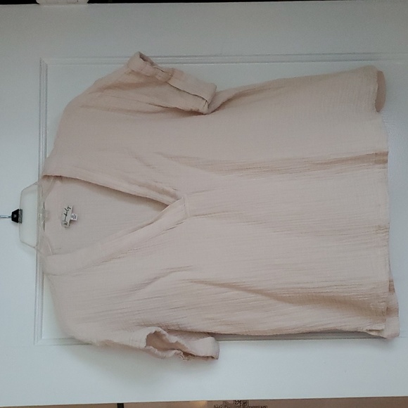 Wonderbody lightweight cotton v-neck short sleeve blouse - Picture 1 of 12